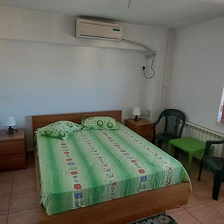 Apartament 3 Camere Etaj 6 Strada Rozelor Мангалия Экстерьер фото